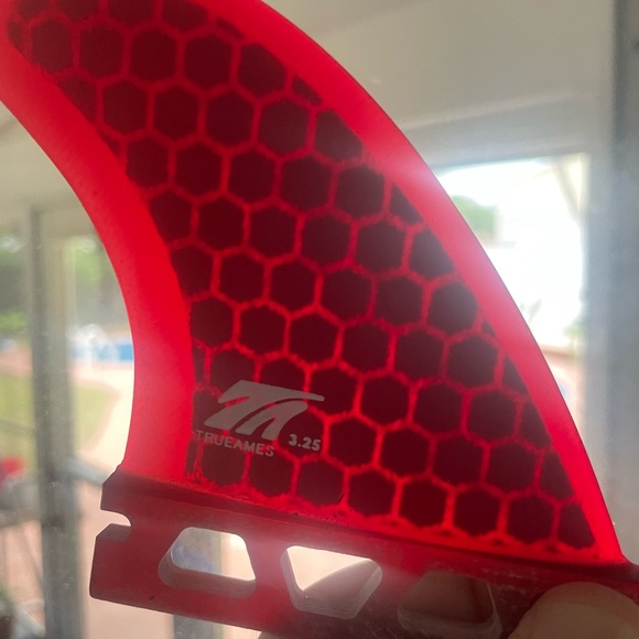 True Ames side side bites 3.25 red honeycomb Futures compatible - Picture 3 of 3